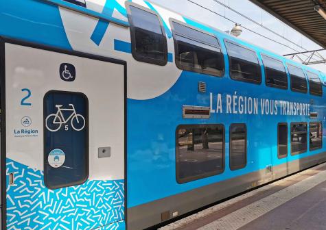 Un TER en gare de Lyon Part-Dieu Un TER en gare de Lyon Part-Dieu